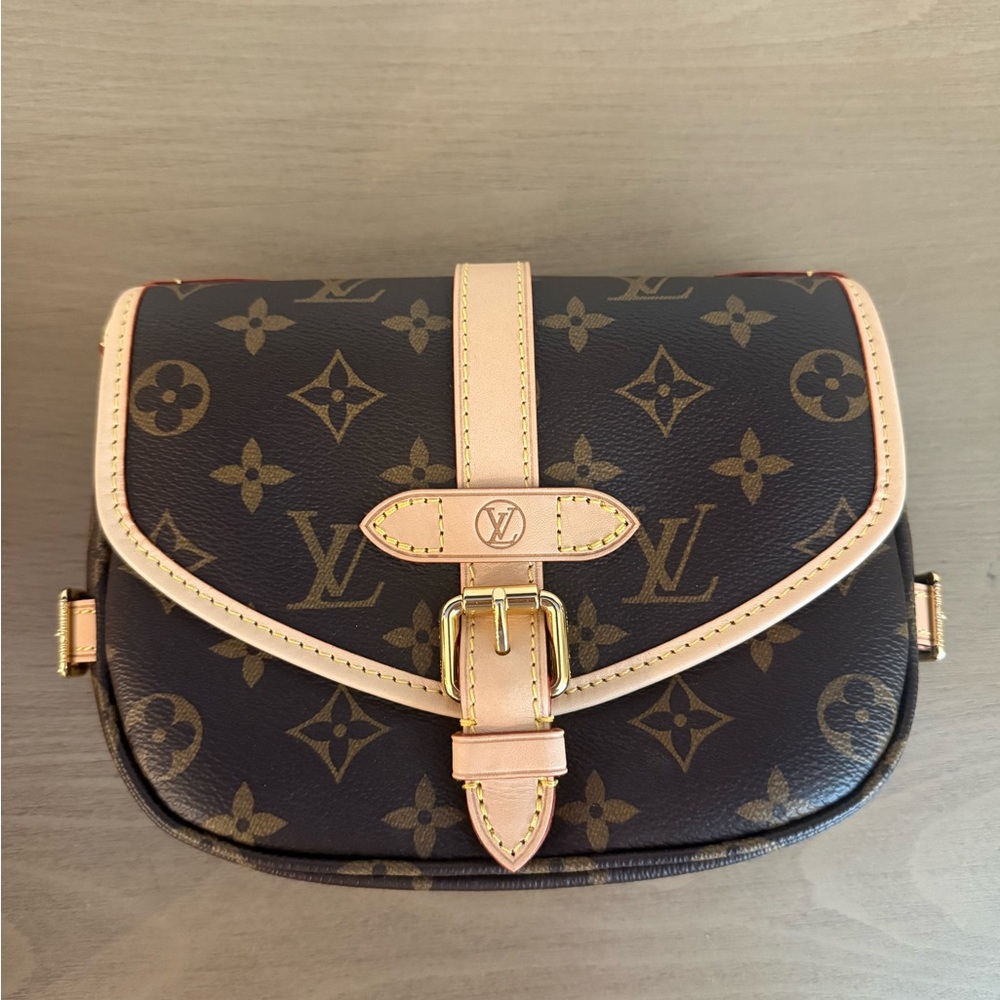Louis Vuitton Saumur BB